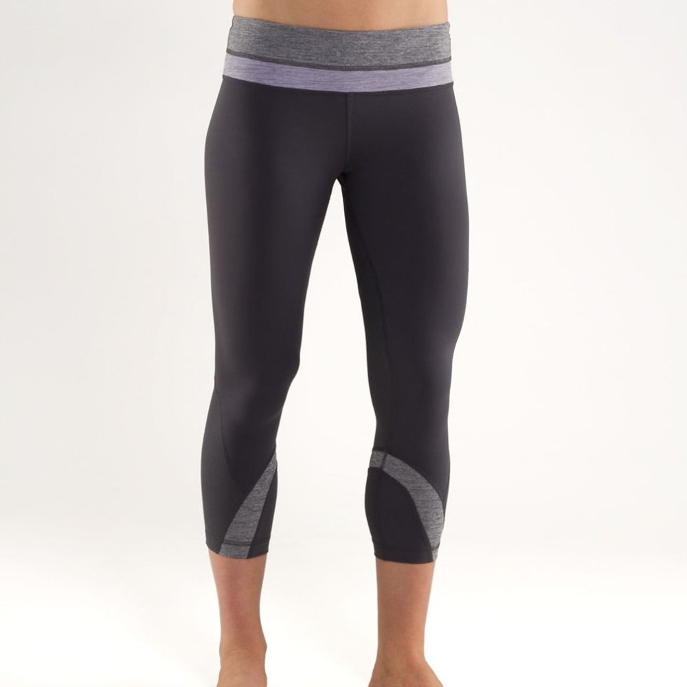 Size 4 - Lululemon Run: Inspire Crop II